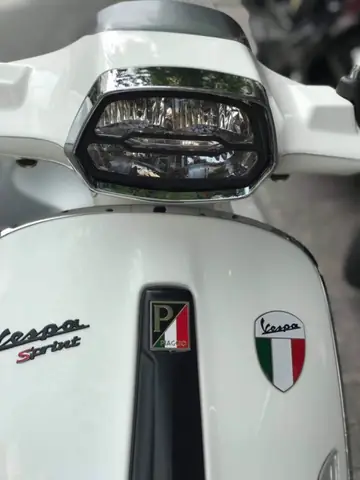 Đèn Led Xe Vespa Sprint