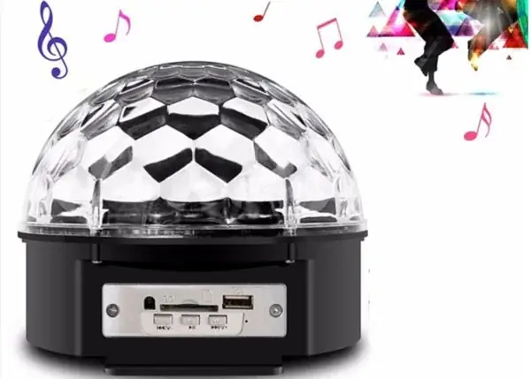 Đèn Led Xoay 7 Màu Hình Trụ Cảm Ứng Nhạc