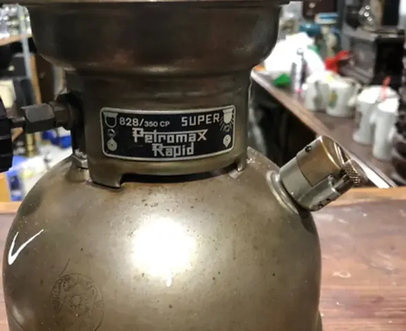 Đèn Măng Sông Của Pháp