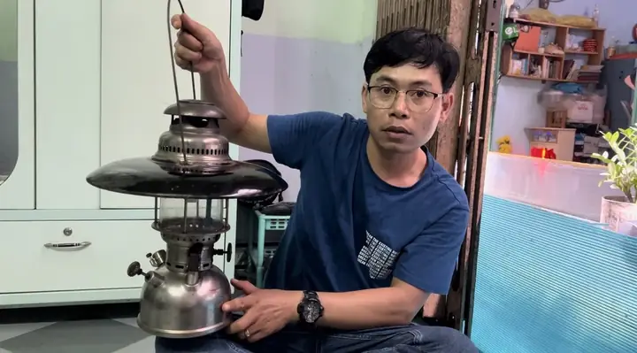 Đèn Măng Xông Butterfly Của Nước Nào
