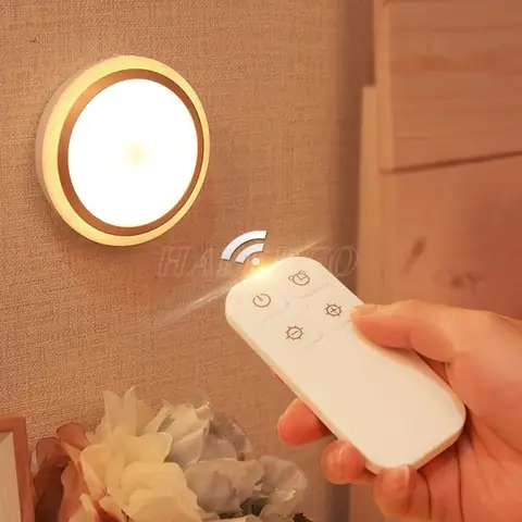 Đèn Ngủ Treo Tường Có Điều Khiển