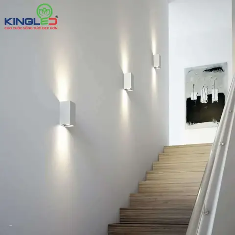 Đèn Ốp Trần Cầu Thang