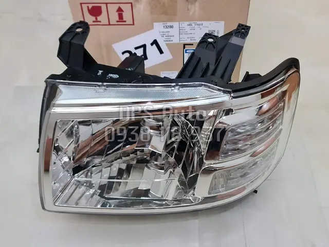 Đèn Pha Ford Everest 2008