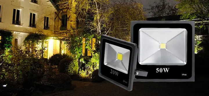 Đèn Pha Led Sân Vườn Đèn Pha Led Sân Vườn