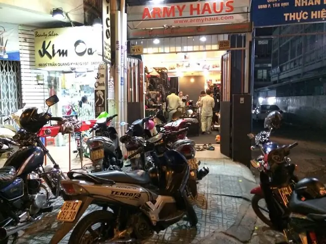Đèn Pin Hồ Chí Minh