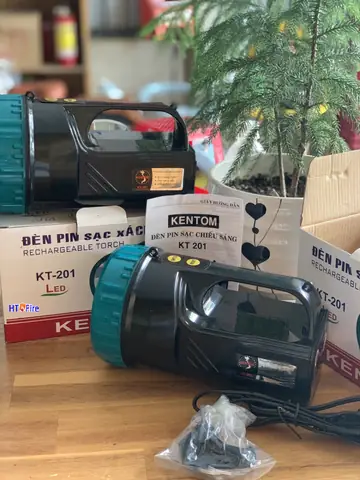 Đèn Pin Sạc Điện Kentom