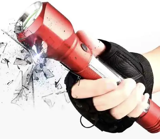 Đèn Pin Siêu Sáng Đi Phượt
