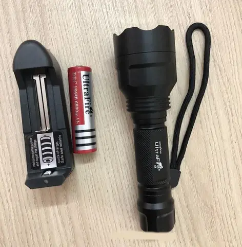 Đèn Pin Siêu Sáng Ultrafire C8