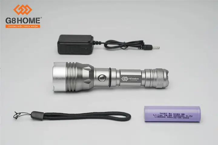 Đèn Pin Thiết Bị Điện G8