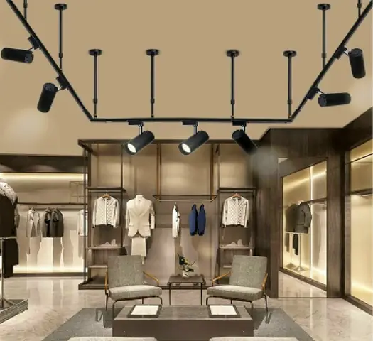 Đèn Rọi Shop Quần Áo