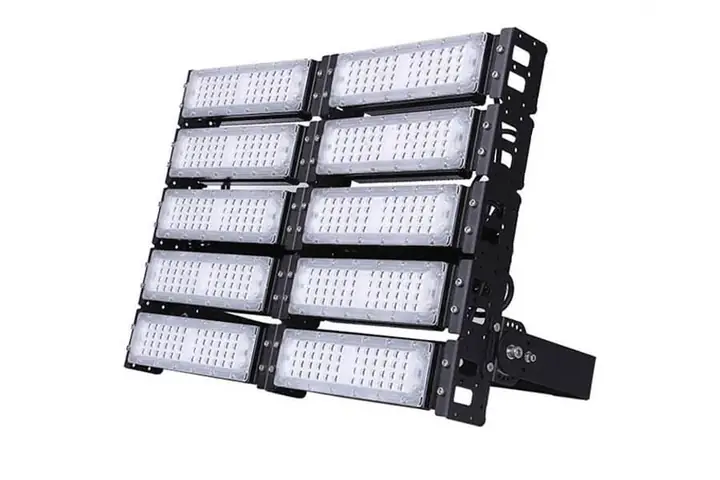 Đèn Sân Bóng Đá 1000w