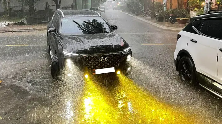 Đèn Sương Mù Màu Vàng