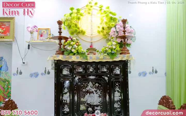 Đèn Trang Trí Bàn Thờ Tổ Tiên