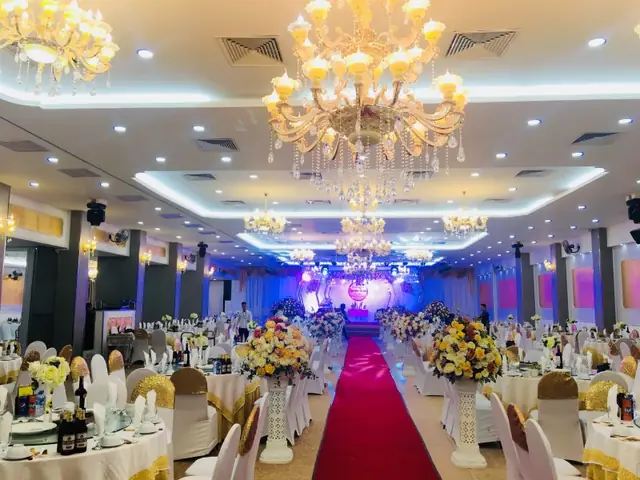 Đèn Trang Trí Rạp Cưới