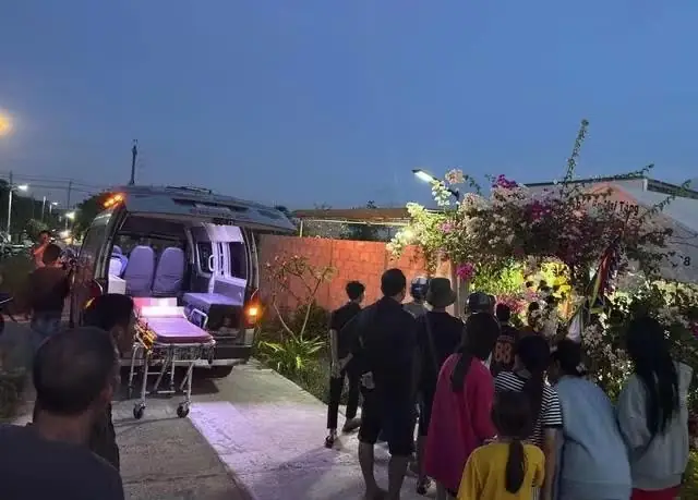 Đèn Xanh Cho Tình Bạn Anh Tú