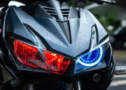 Đèn Xe Màu Trắng Có Bị Phạt Không