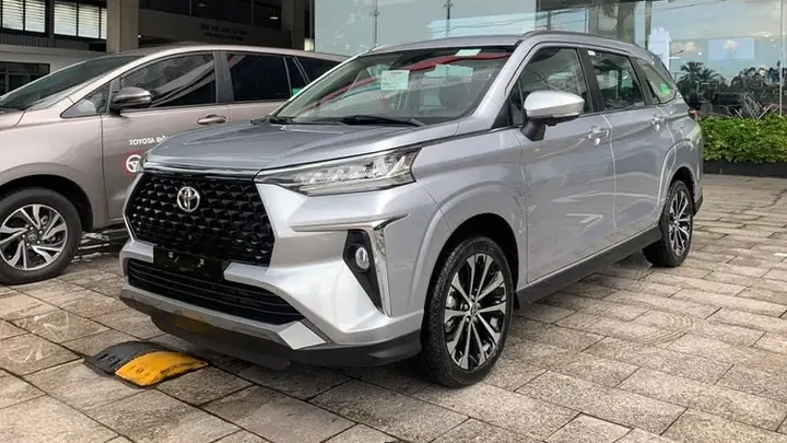 Đèn Xi Nhan Nháy Liên Tục