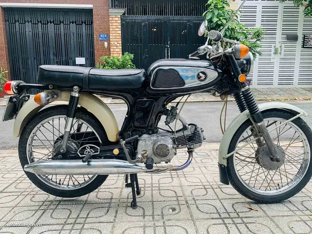 Đèn Xi Nhan Xe 67