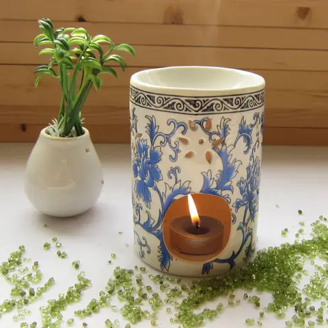 Đèn Xông Tinh Dầu Có Tốn Điện Không