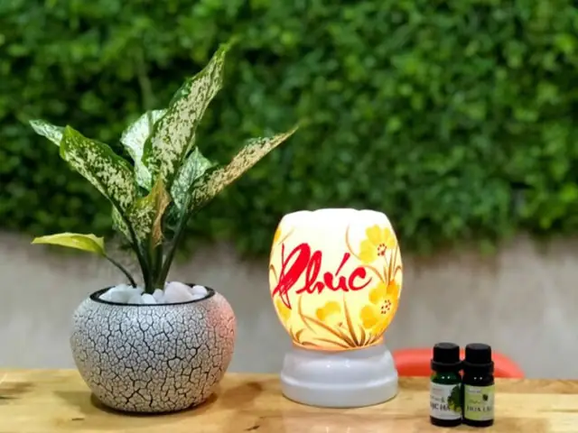 Đèn Xông Tinh Dầu Là Gì