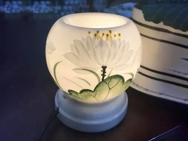 Đèn Xông Tinh Dầu Mini