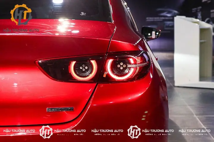 Độ Đèn Hậu Mazda 3