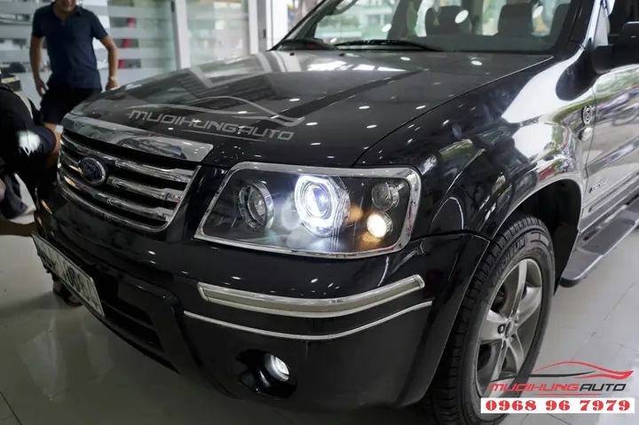Độ Đèn Xe Ford Escape