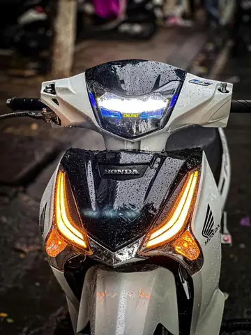 Gắn Đèn Led Cho Future