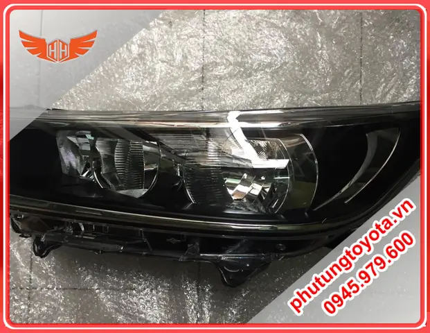 Giá Bộ Đèn Pha Xe Innova
