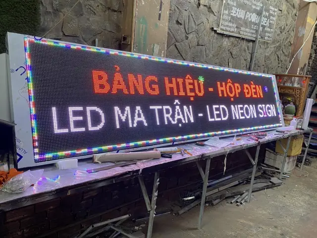 Giá Đèn Led Ma Trận