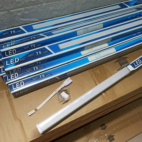 Giá Đèn Led T5 1m2