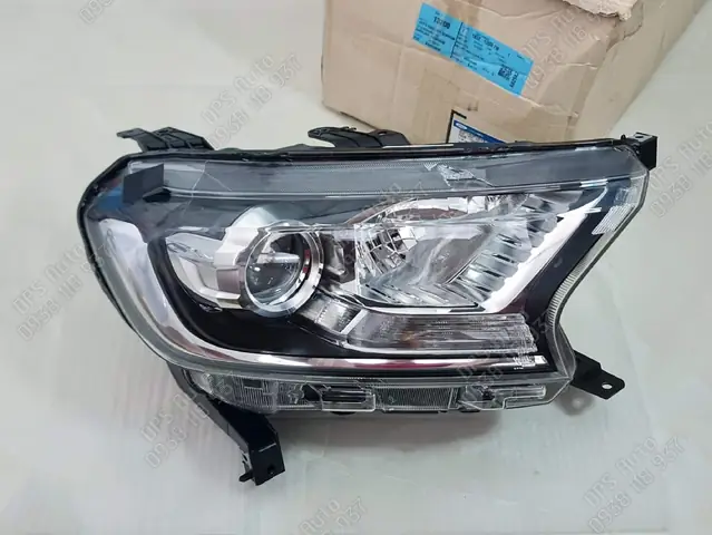 Giá Đèn Pha Ford Ranger 2017