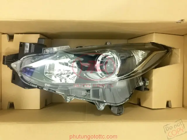 Giá Đèn Pha Mazda 3