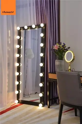 Gương Có Đèn Xung Quanh
