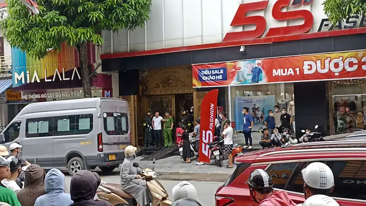 Khám Nhà Tuấn Thần Đèn Thanh Hóa