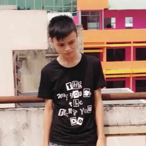 Khi Thành Phố Lên Đèn Worm Jb