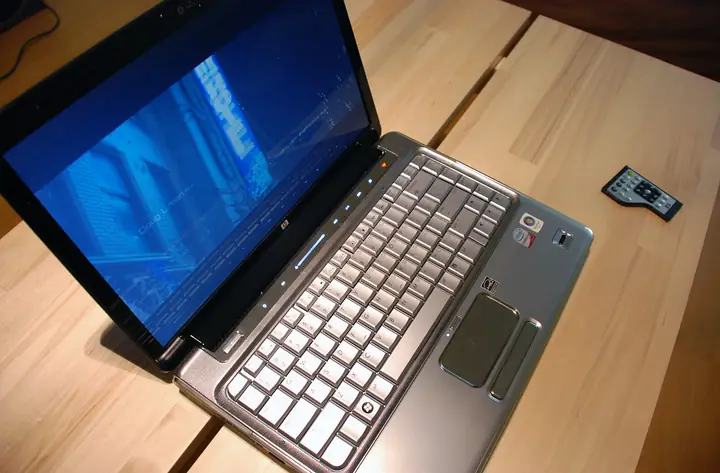 Laptop Hp Nháy Đèn Capslock