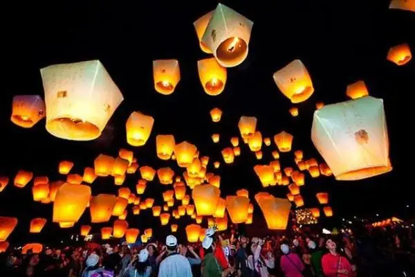 Lễ Hội Đèn Lồng Ai Cập