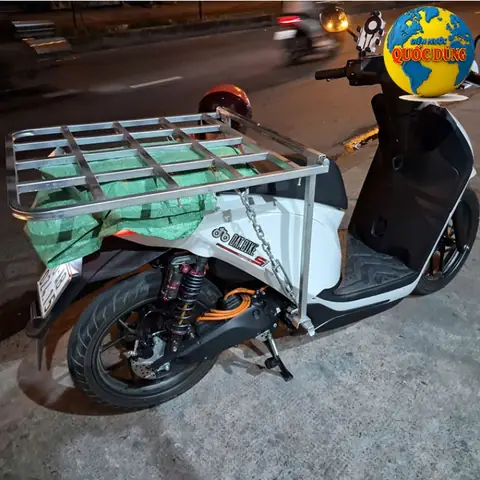 Một Đèn Chùm Có Khối Lượng 250kg Một Đèn Chùm Có Khối Lượng 250kg