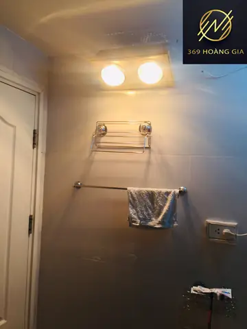 Mua Đèn Sưởi Nhà Tắm Ở Hà Nội