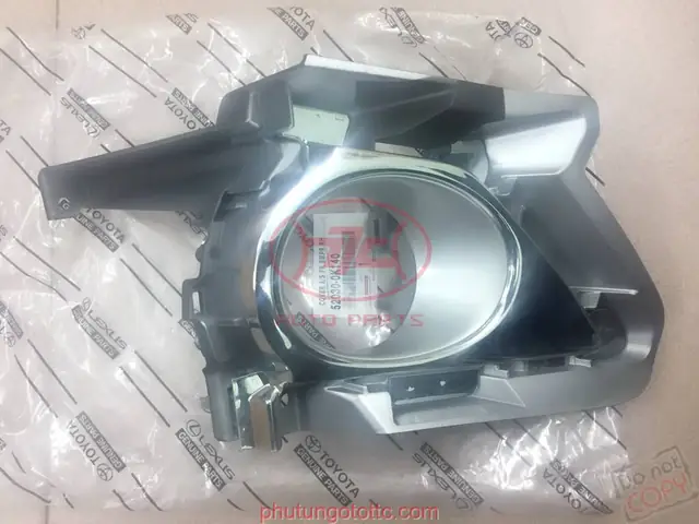 Ốp Đèn Gầm Innova 2015