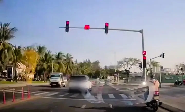 Phạt Nguội Vượt Đèn Đỏ Đà Nẵng