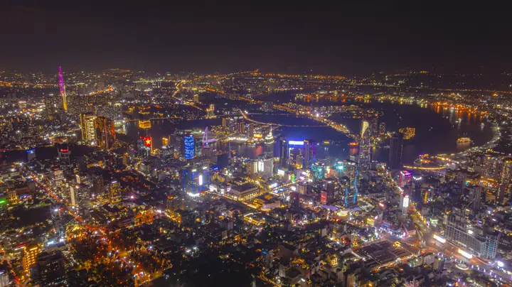 Phố Khuya Đã Lên Đèn