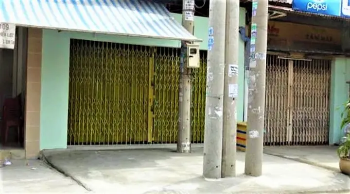 Phong Thuỷ Cột Đèn Trước Nhà