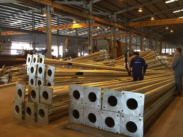 Sản Xuất Cột Đèn Chiếu Sáng