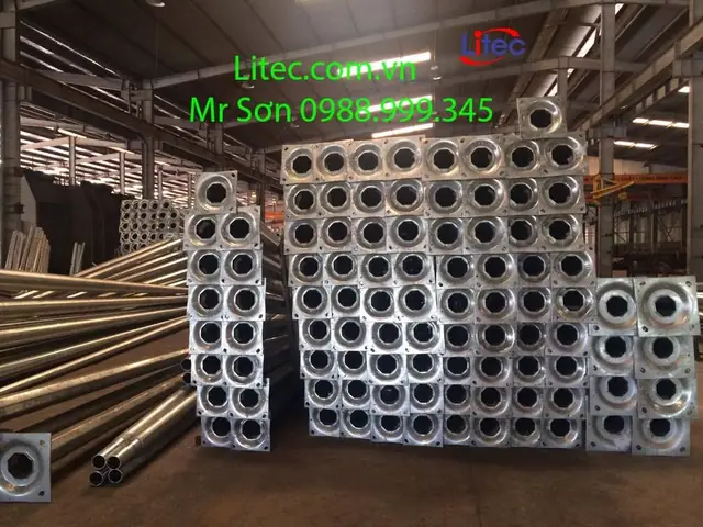 Sản Xuất Trụ Đèn Chiếu Sáng