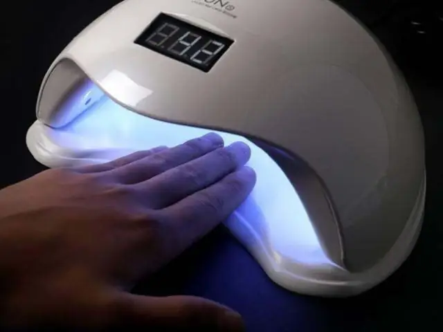 Tại Sao Sơn Gel Phải Hơ Đèn
