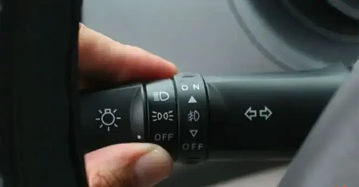 Tắt Đèn Ban Ngày Trên Honda City