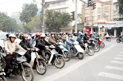Tắt Máy Xe Khi Dừng Đèn Đỏ