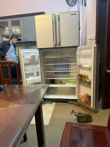 Thay Bóng Đèn Tủ Lạnh